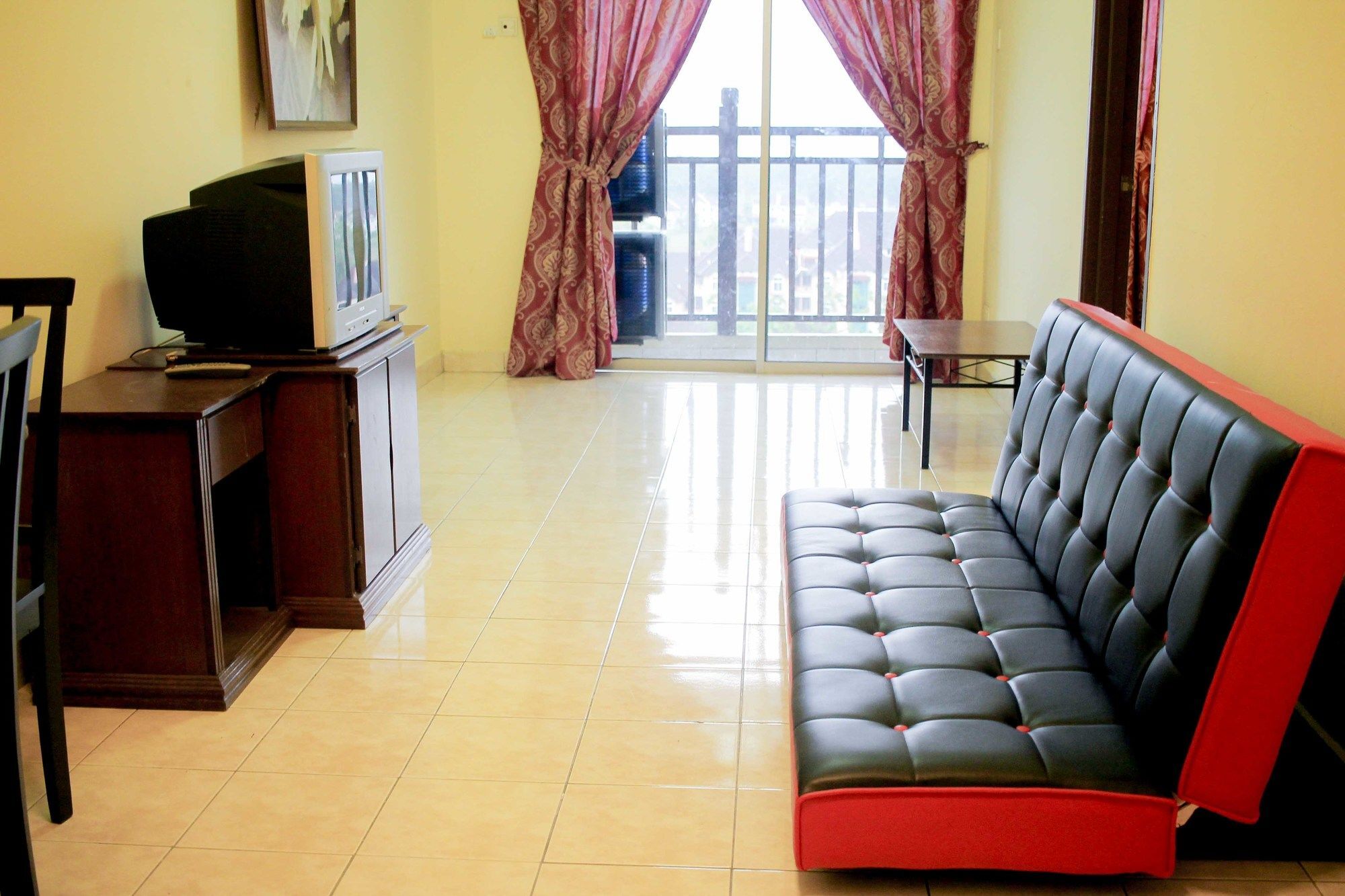 Suria Service Apartment-Hotel Bukit Merah Esterno foto