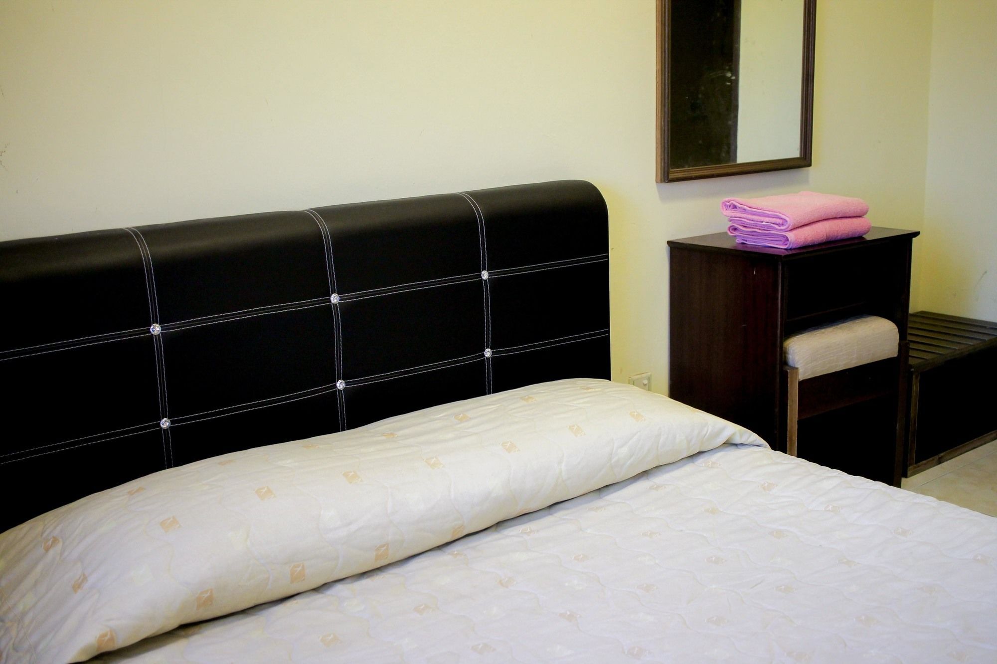 Suria Service Apartment-Hotel Bukit Merah Esterno foto