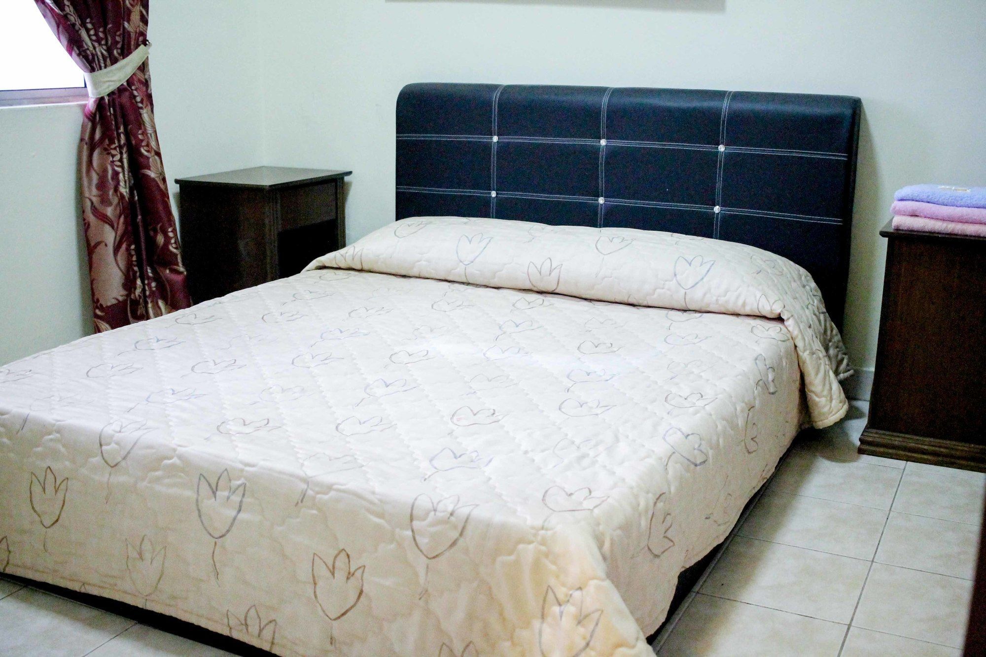 Suria Service Apartment-Hotel Bukit Merah Esterno foto
