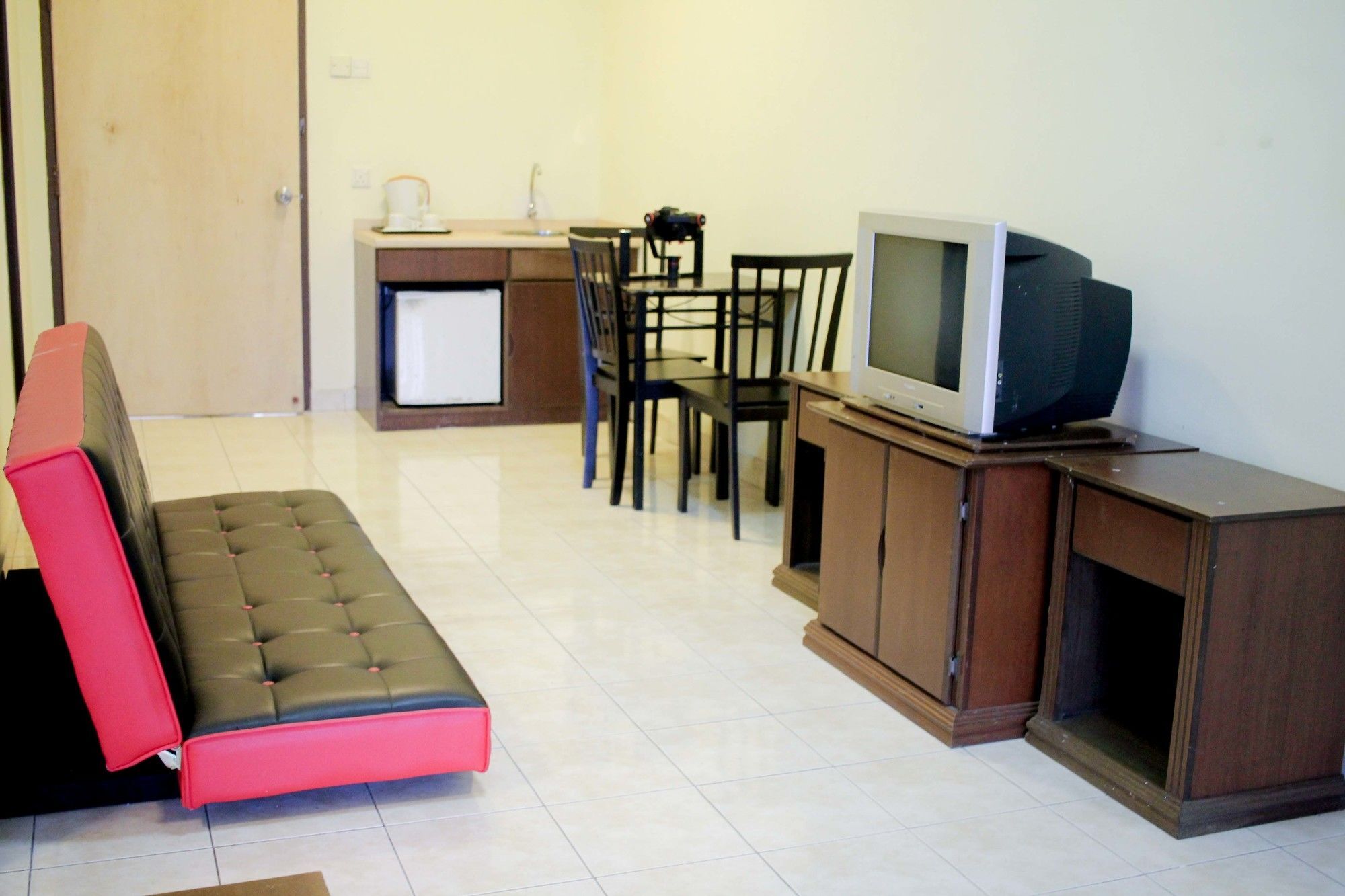 Suria Service Apartment-Hotel Bukit Merah Esterno foto