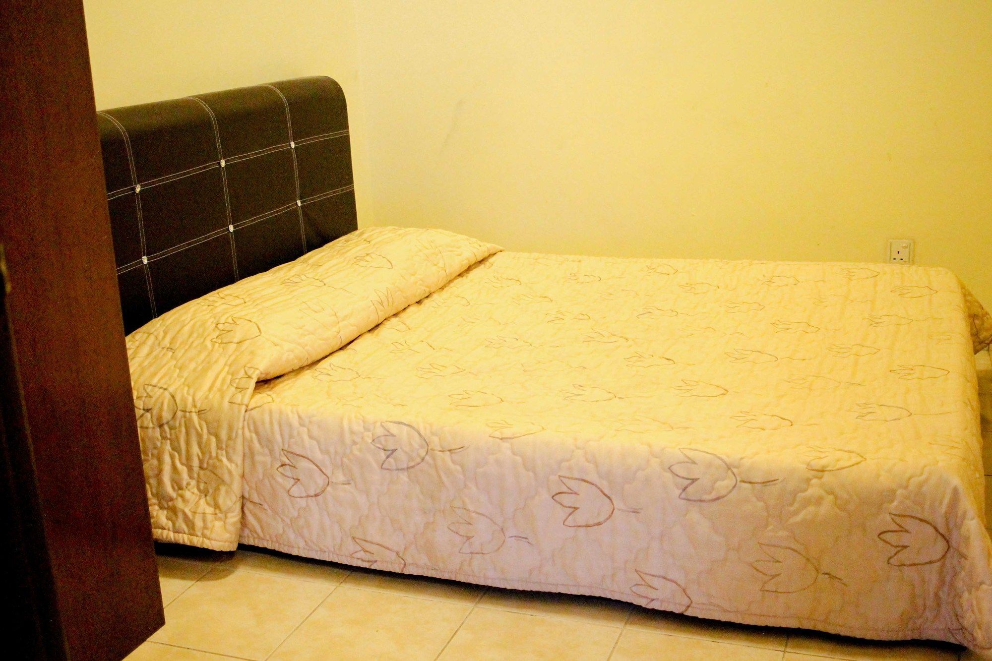 Suria Service Apartment-Hotel Bukit Merah Esterno foto