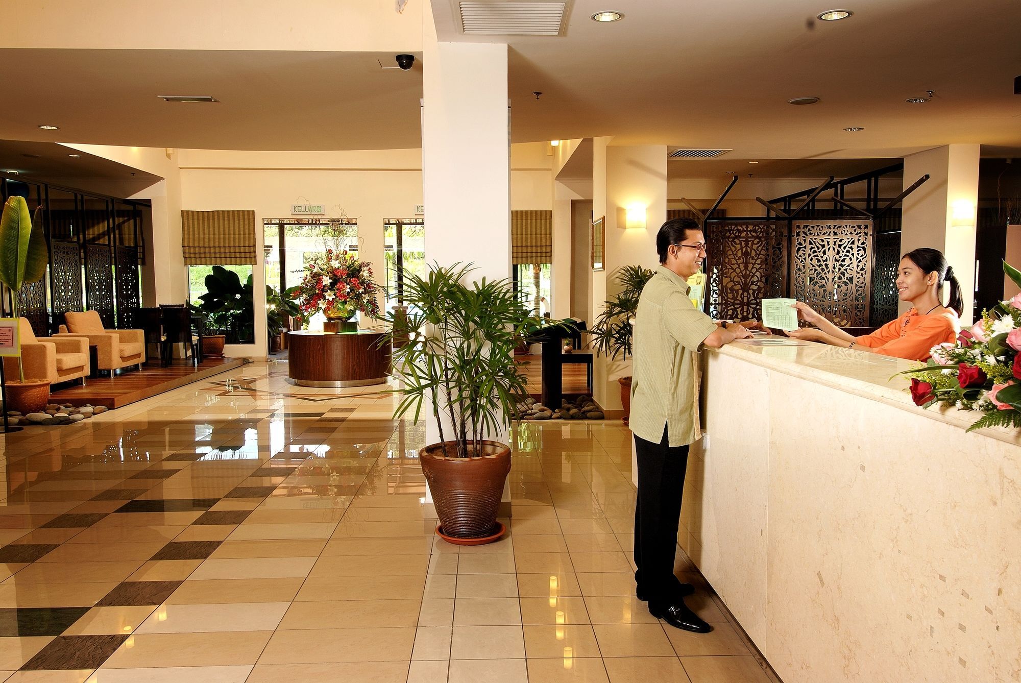 Suria Service Apartment-Hotel Bukit Merah Esterno foto